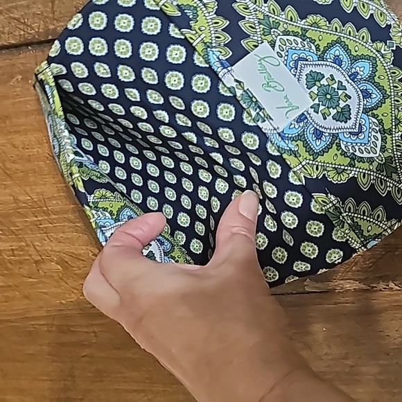 Vera Bradley Paperback Book Cover - Picture 5 of 6